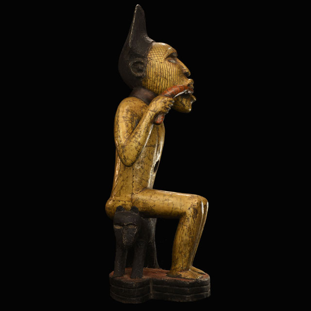 African Bakongo Statue 26 Right Side
