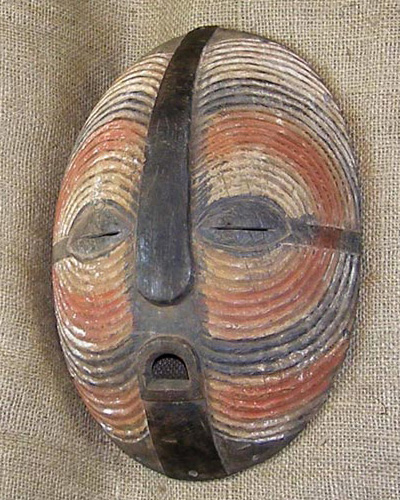 Baluba Mask 50 Left Angle