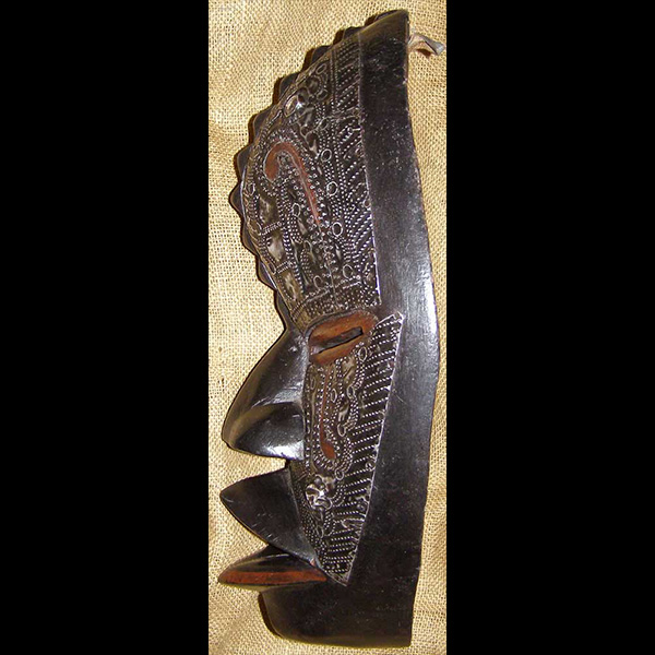 Baluba Mask 21 Left Angle