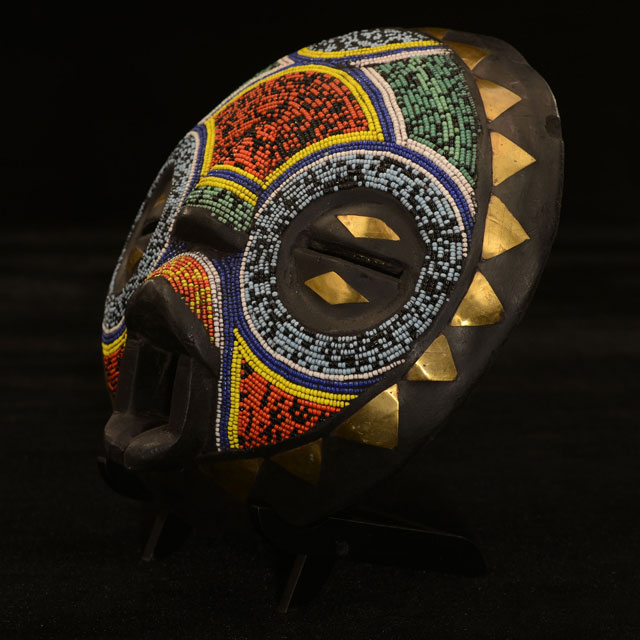 African Baluba mask Left Angle