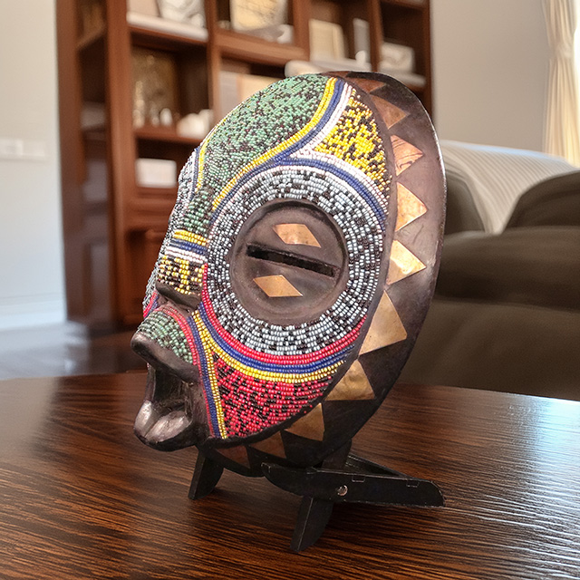 African Baluba mask Left Angle
