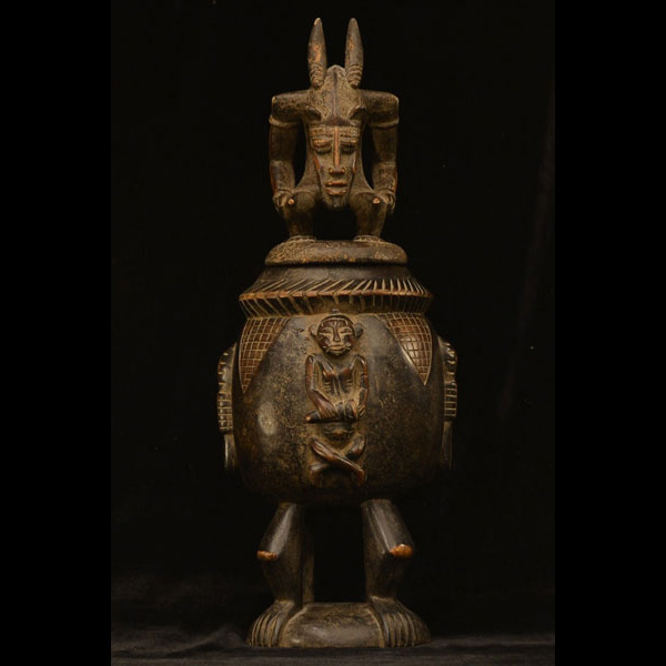Bambara Wooden Pot 31