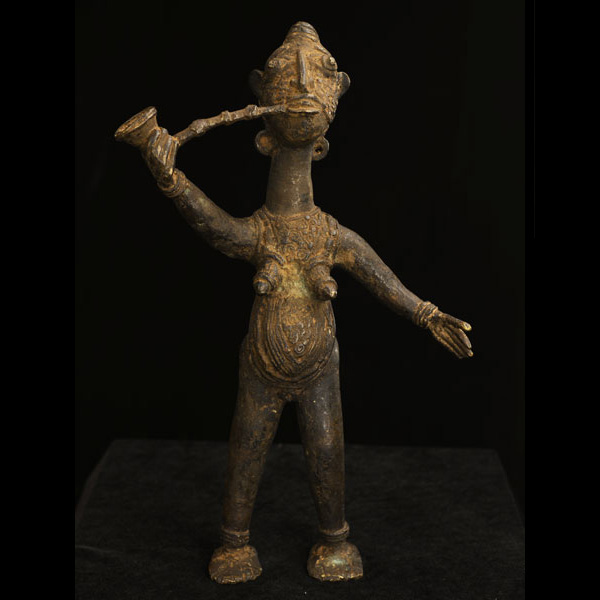 Bamileke Bronze 19