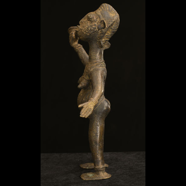 Bamileke Bronze 19 left side