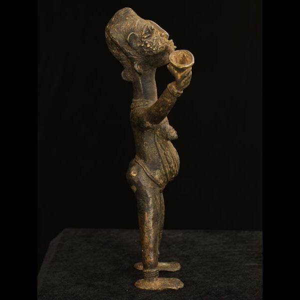Bamileke Bronze 19 Right Side