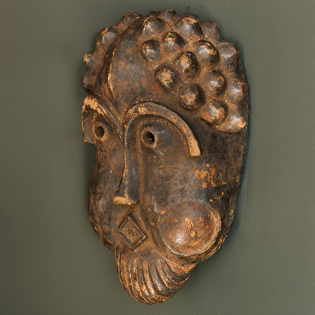 Bamum Mask 29 Left Angle