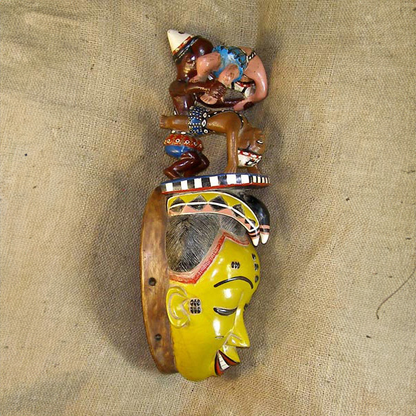 Baule Mask 61 Right Side