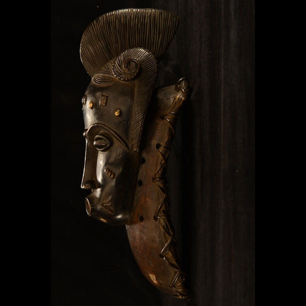 Baule Mask 97 left side