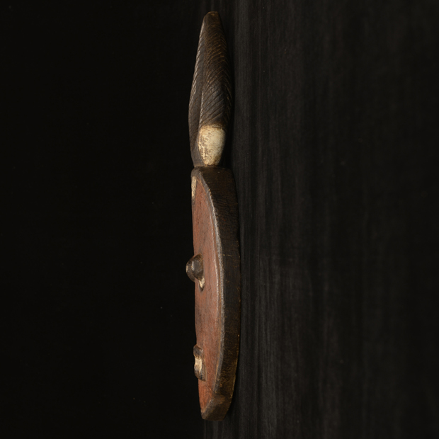 Baule Mask 64 left side