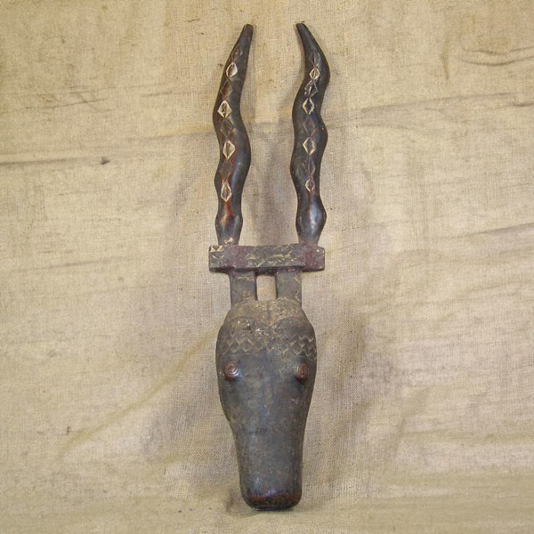 Baule Mask 37 front