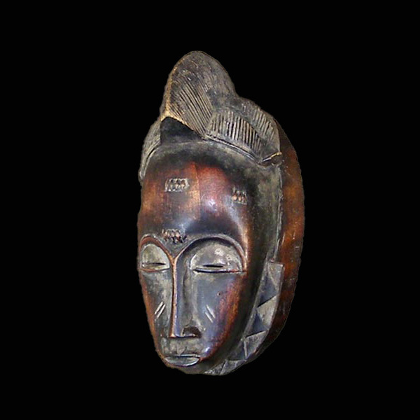 Baule Mask 38 Left Angle