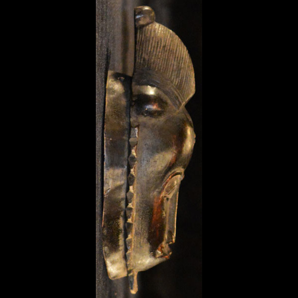 Baule Mask 43 Right Side