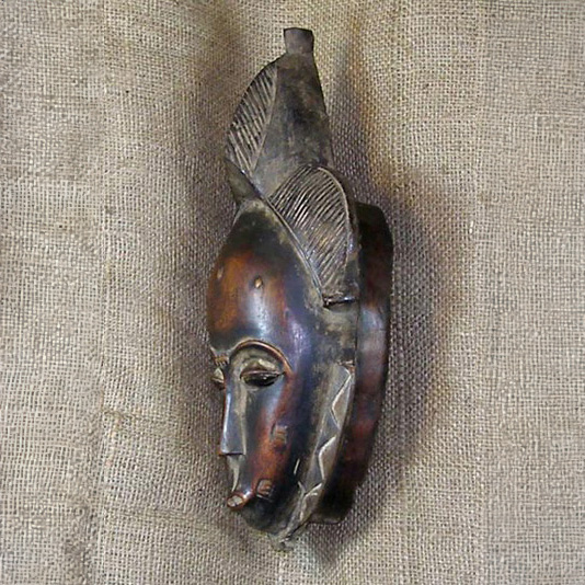 Baule Mask 44 Left