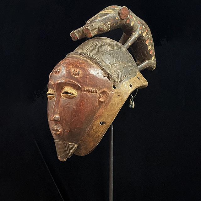 African Baule Mask 130 on stand Right Angle - Click to zoom. African Baule Mask 130 on stand