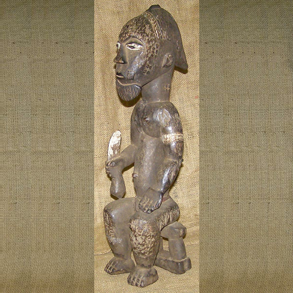 Baule Statue 3 Left Angle