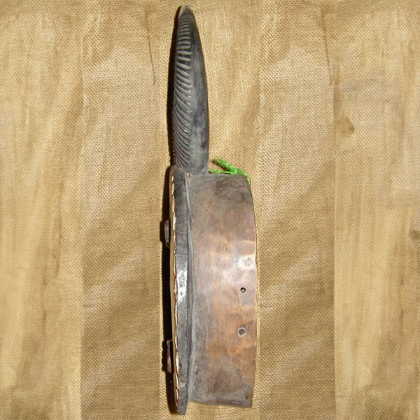Baule Mask 22 Left Angle