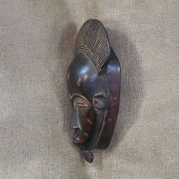 Baule Mask 26 Left