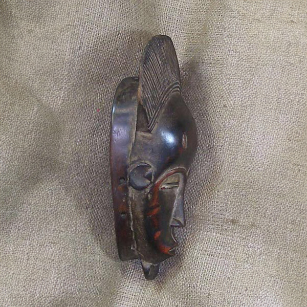 Baule Mask 26 Right Side