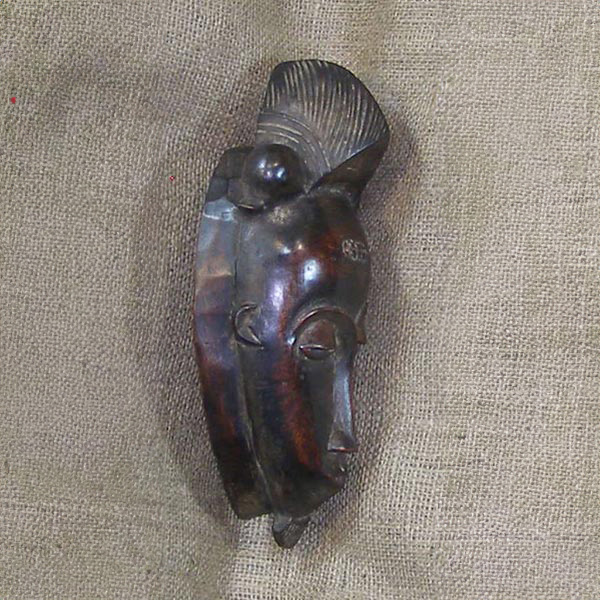 Baule Mask 27 Right Side