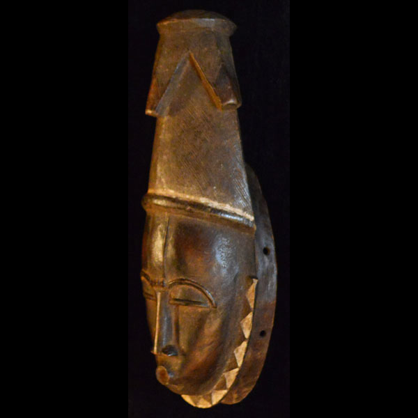 Baule Mask 2 Left Angle