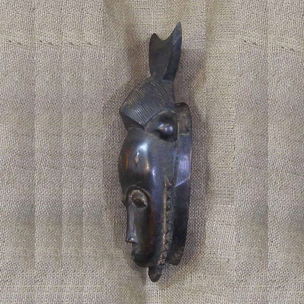 Baule Mask 32 Left