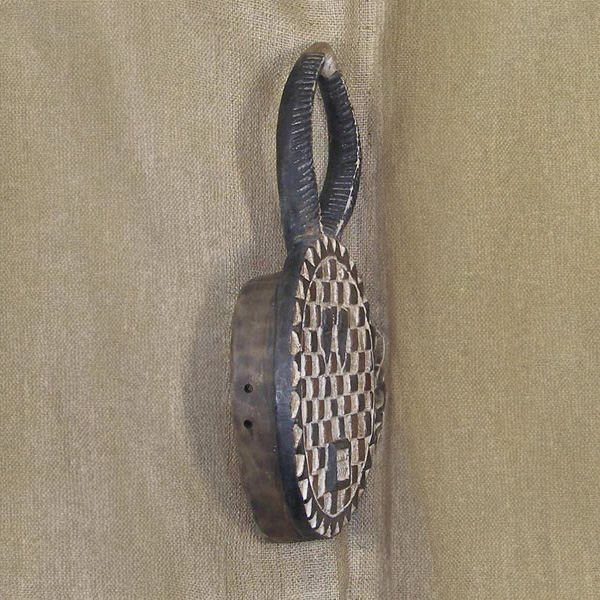 Baule Mask 34 Right Side