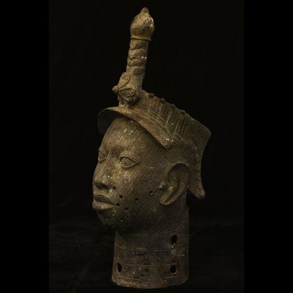 African Benin Bronze 30 Left Angle