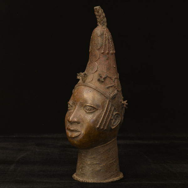 African Benin Ile-Ife Bronze 5 Left Angle