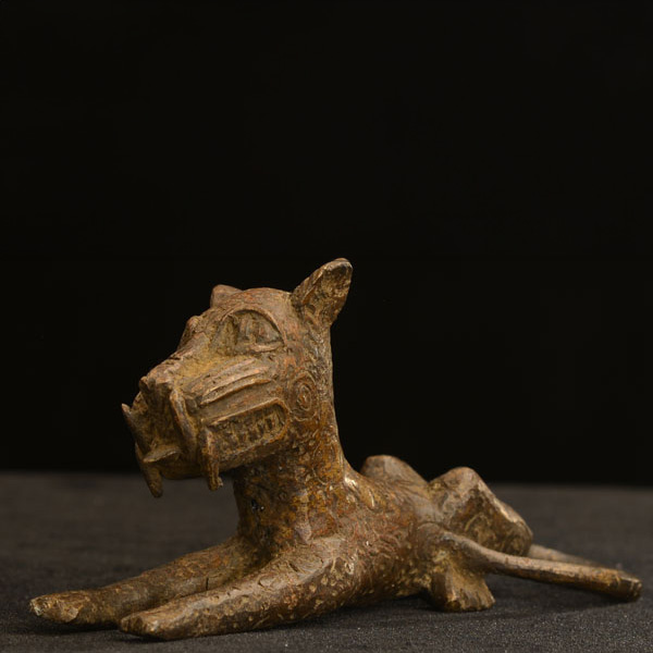 African Benin Royal Bronze Leopard 24 Left Angle