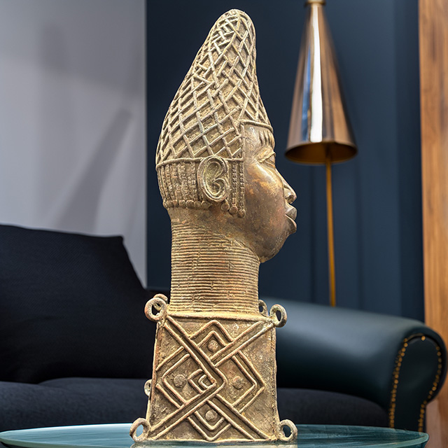 African Benin Ile-Ife bronze 58 Right Side