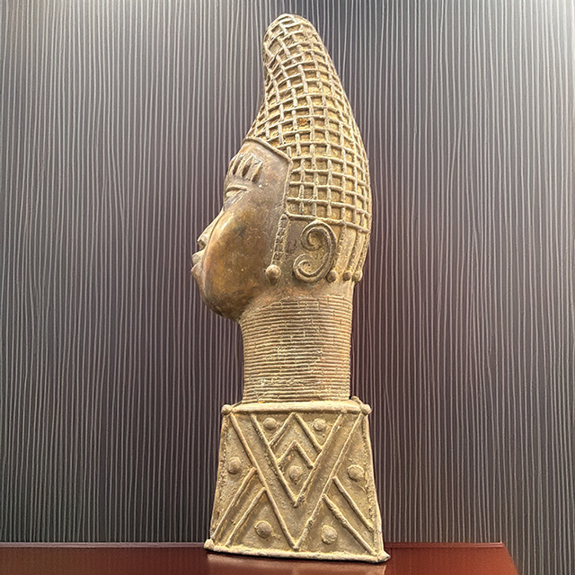 African Benin Ile-Ife bronze 60 left side