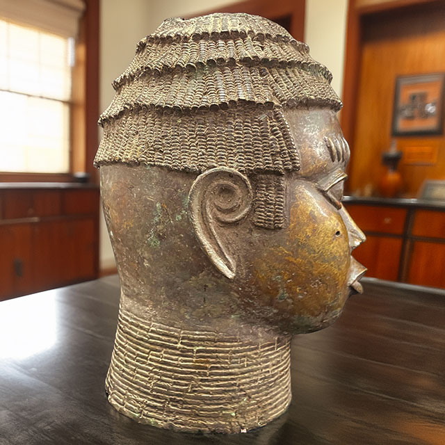 African Benin Ile-Ife bronze 69 Right Side
