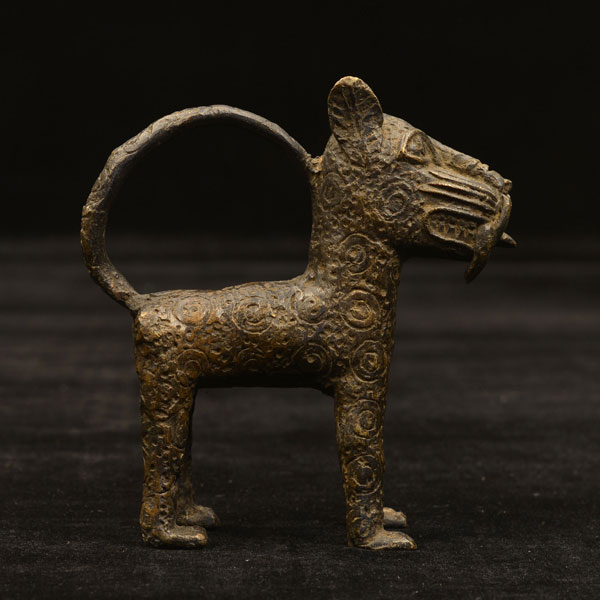 African Benin bronze royal leopard Right Side