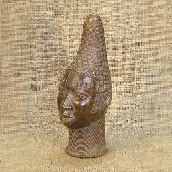 African Benin Ile-Ife Bronze 13 Left Angle