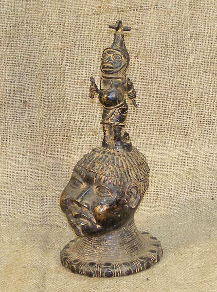 Benin Bronze 14 Left Angle