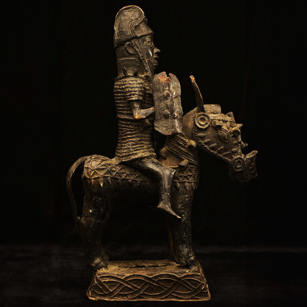 African Benin Bronze 20 Right Side