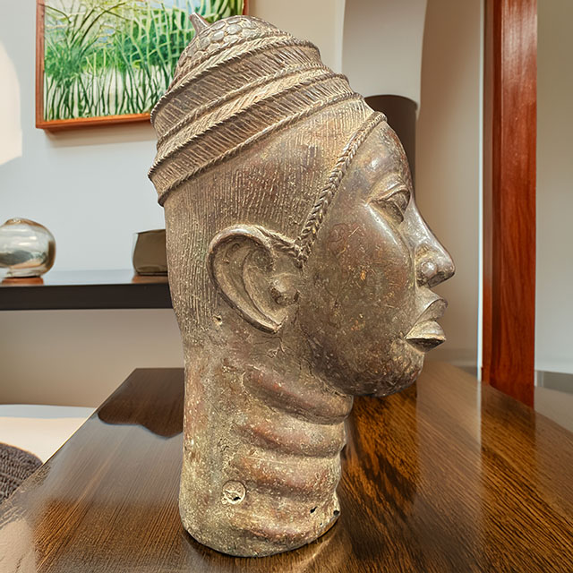 African Benin Ile-Ife bronze 64 Right Side