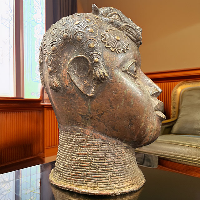 African Benin Ile-Ife bronze 66 Right Side