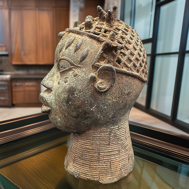 African Benin Ile-Ife bronze 70 left side