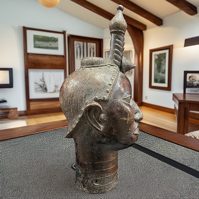 African Benin Ile-Ife bronze 72 Right Side