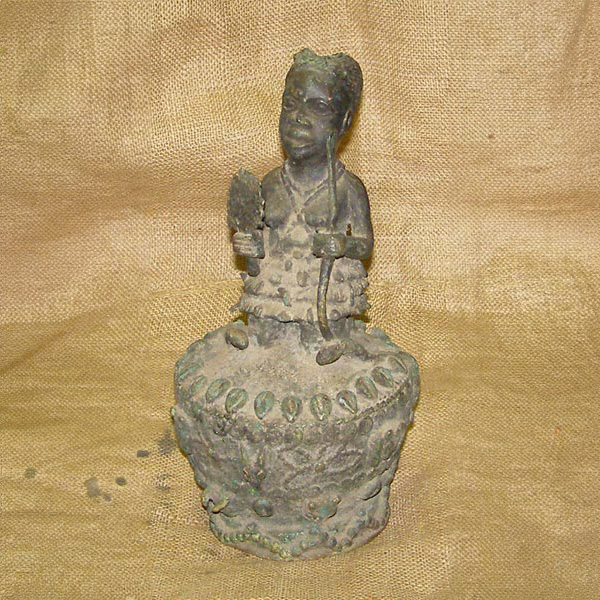 Benin Bronze 1 Left Angle