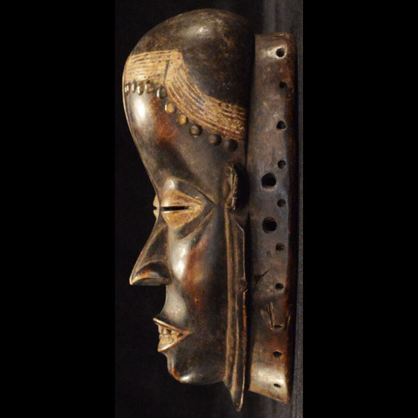 Bete Mask 1 left side
