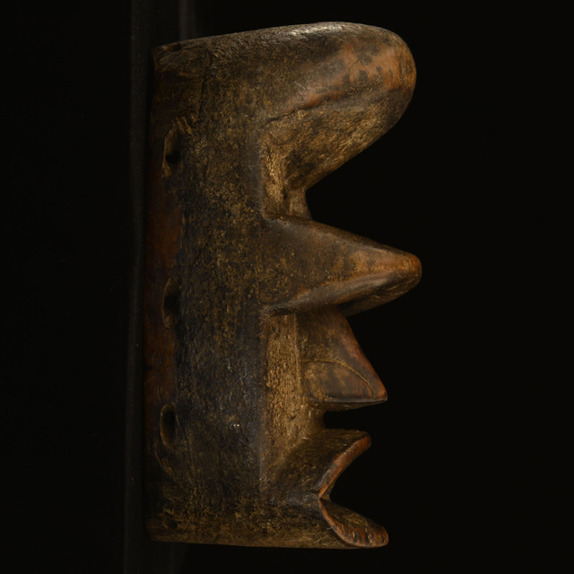Bete Mask 4 Right Side