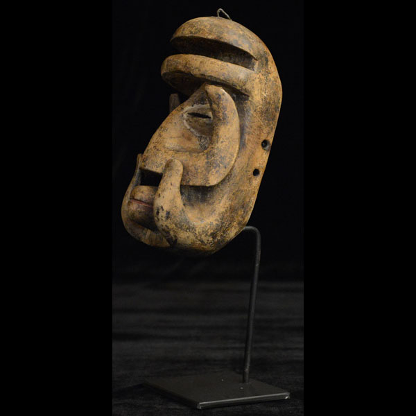 Bete Mask 7 Left Angle