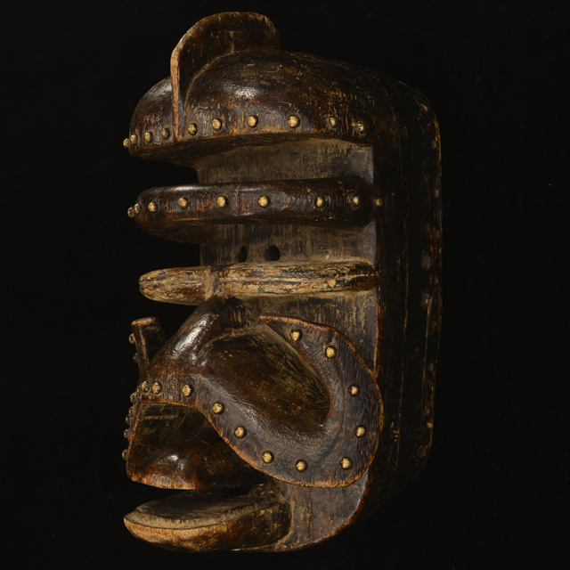 African Bete Mask 9 Left Angle