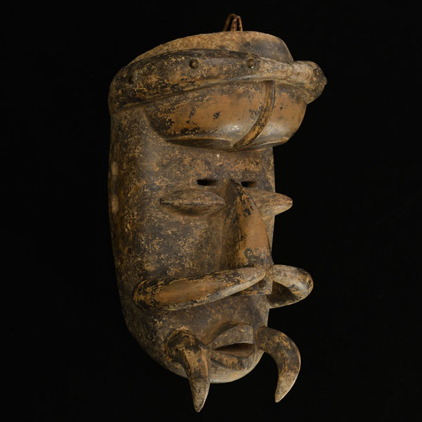 African Bete mask 12 Right Angle