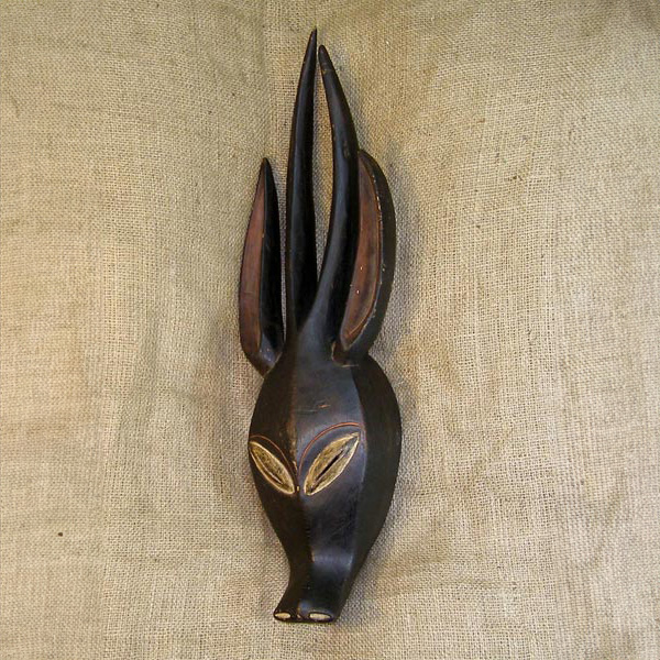 Bulu Mask 2 Left Angle