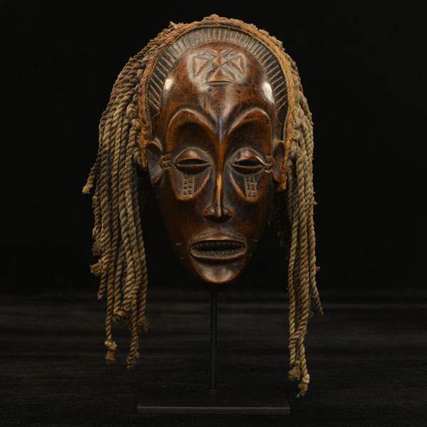 African Chokwe mask