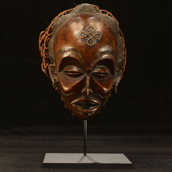 African Chokwe mask