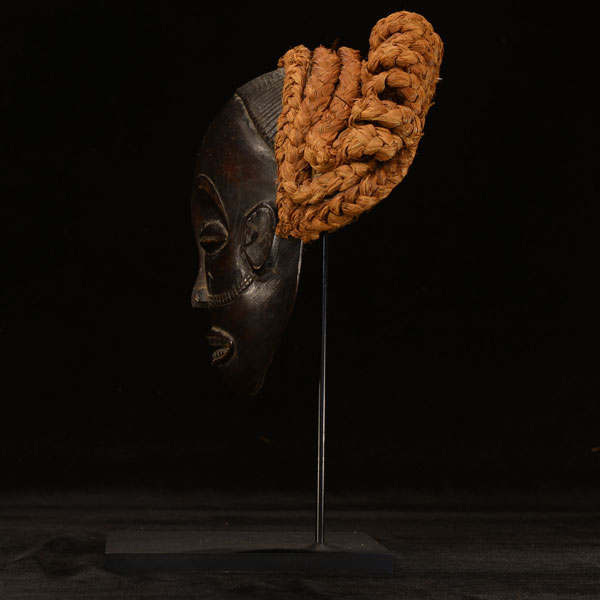 African Chokwe mask left side